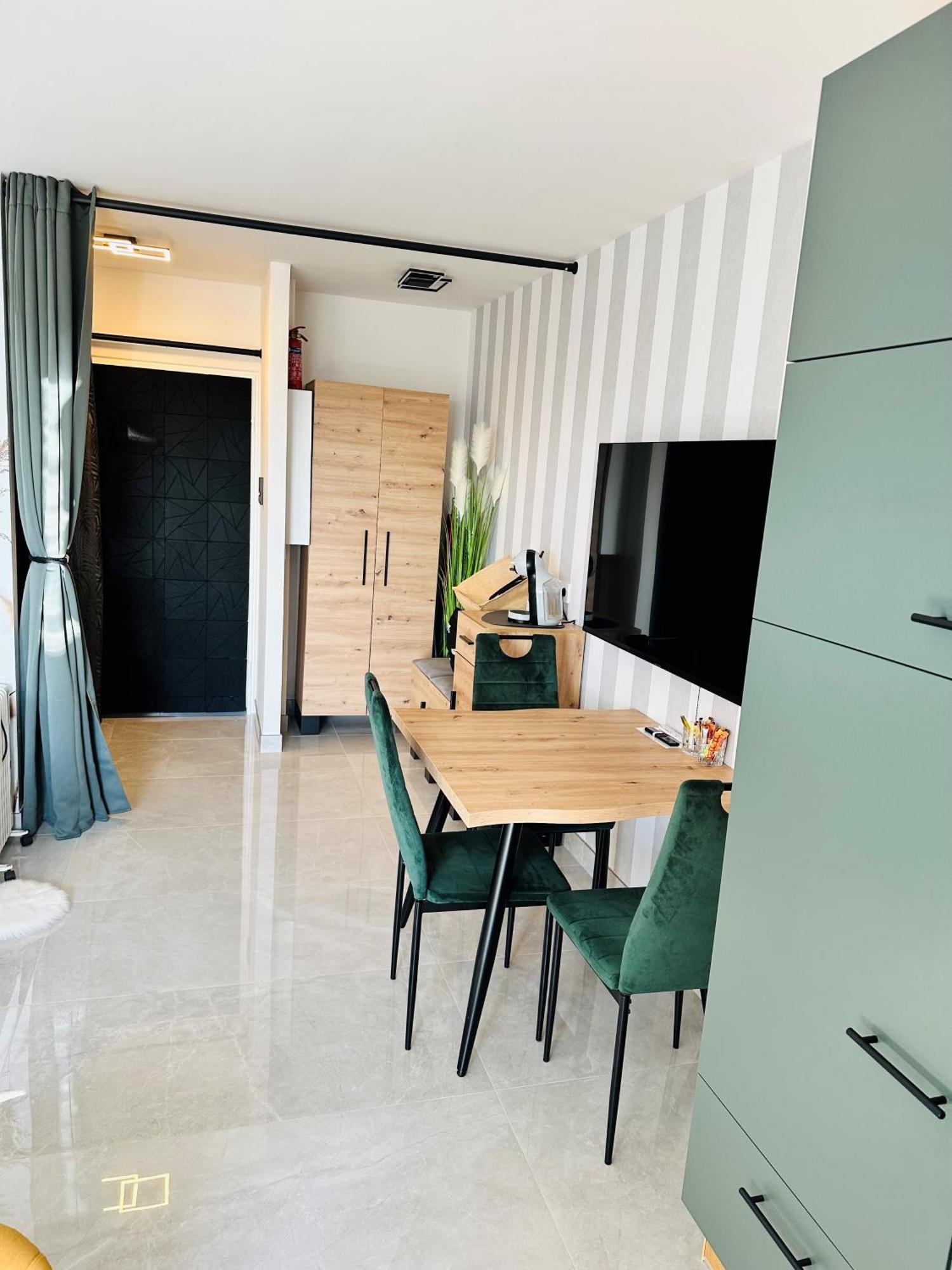Fewo Sky21 * Langen Exklusives Appartment Vollausstattung / Zentrale Lage *Neu* Экстерьер фото